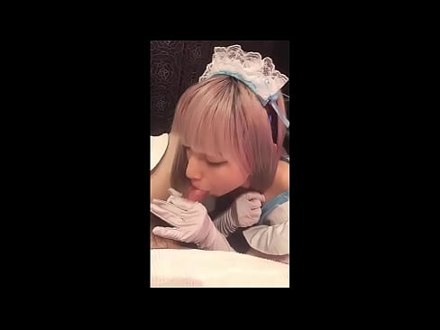 ❤️ Idole japonaise [mayuka], costume de soubrette, partie 1, pipe et branlette avec lotion ☑ Vidéo de baise at us